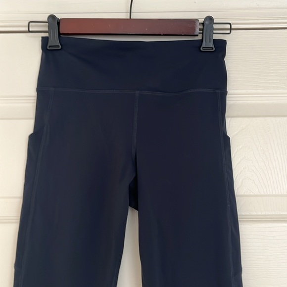 Vuori Women Ink Stride Performance Leggings 7/8 Length Stretch Side Pockets - Picture 6 of 13